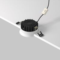 Встраиваемый светильник Okno 3000-4000-6000K 8Вт IP 44 / Maytoni DL055-8W3-4-6K-W
