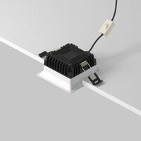 Встраиваемый светильник Okno 3000-4000-6000K 8Вт IP 44 / Maytoni DL056-8W3-4-6K-W