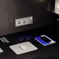 Проходной переключатель одноклавишный с подсветкой S70 (шелк) / Voltum VLS010404